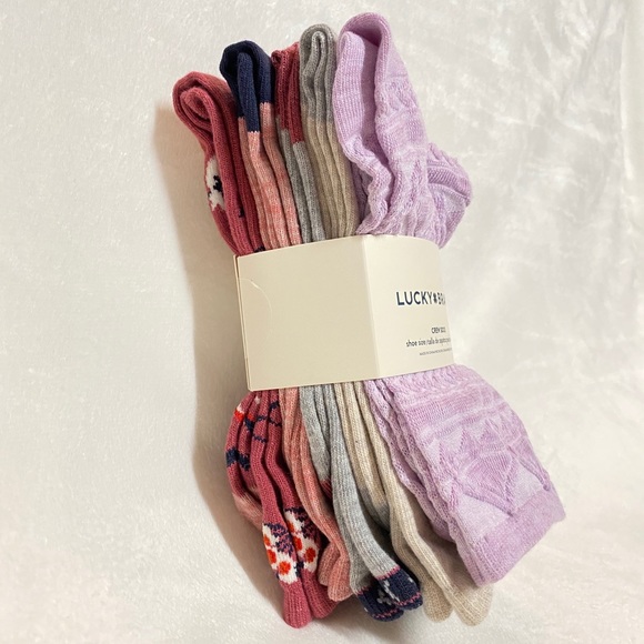 Lucky Brand Women’s Crew Socks 5 Pairs - Picture 4 of 10